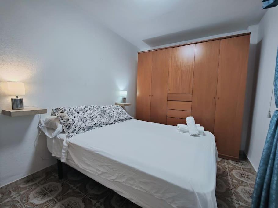 Casa Chito Santa Cruz Apartment ภายนอก รูปภาพ